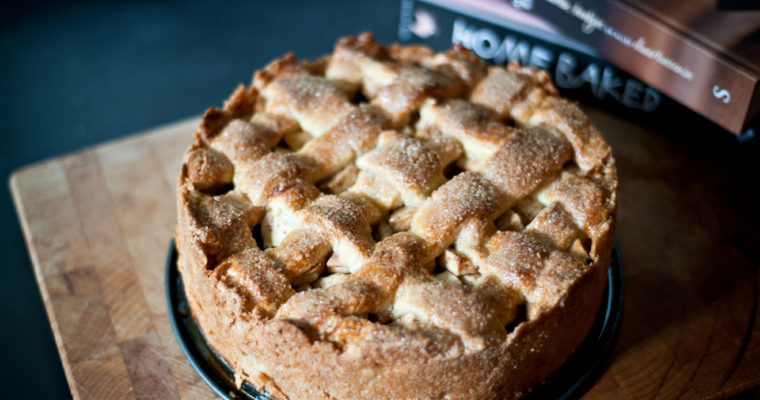 Classic Dutch Apple Pie