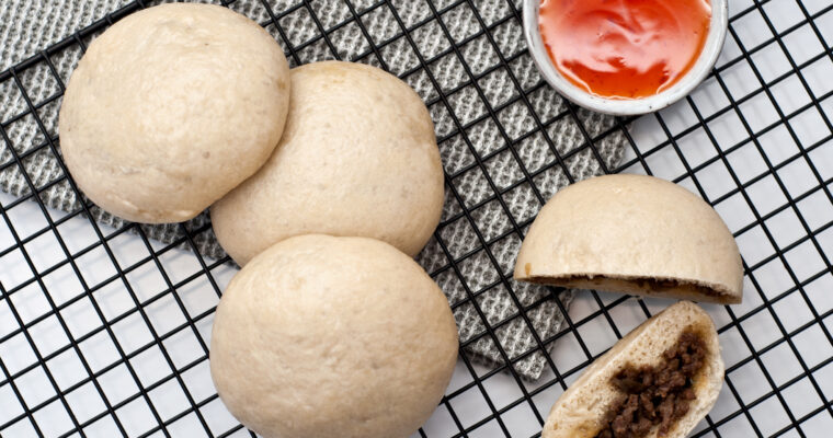 Bapao filled with delicious minced meat