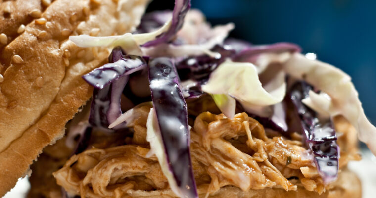 Pulled Chicken burger with coleslaw